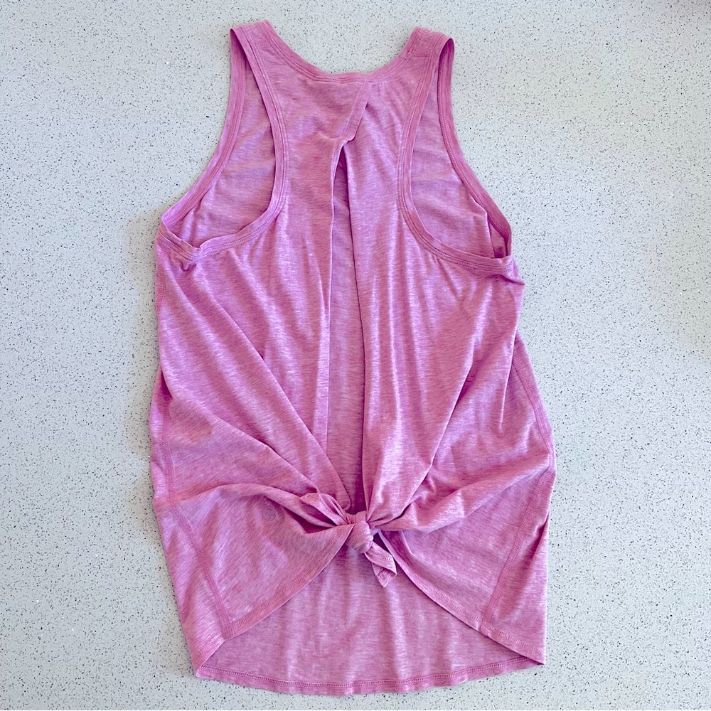 VEUC All Tied Up Tank sz 6